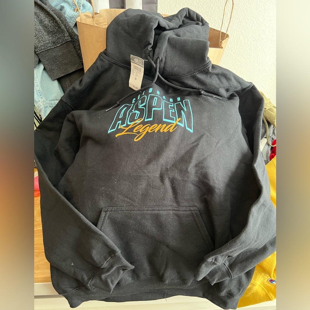 NWT Aspen Colorado unisex sweatshirt, size M